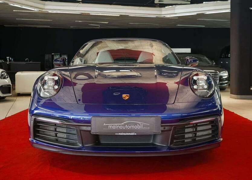 992