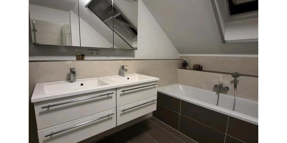 Einfamilienhaus Karlstadt - 9 Zimmer, 228 m&sup2;, 945.000&euro; | Angebot:27034639