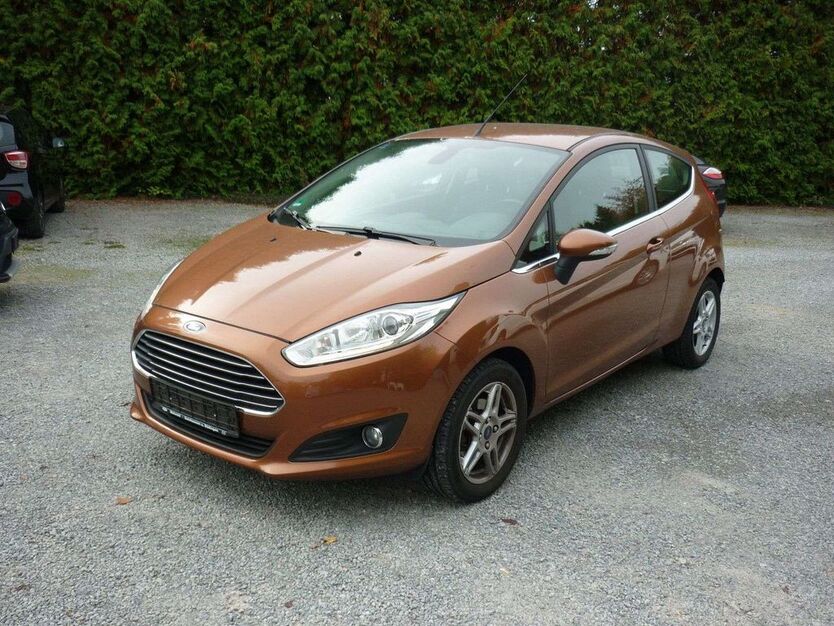 Ford Fiesta 77.900 km 7.500 € Estenfeld bei Würzburg 97230