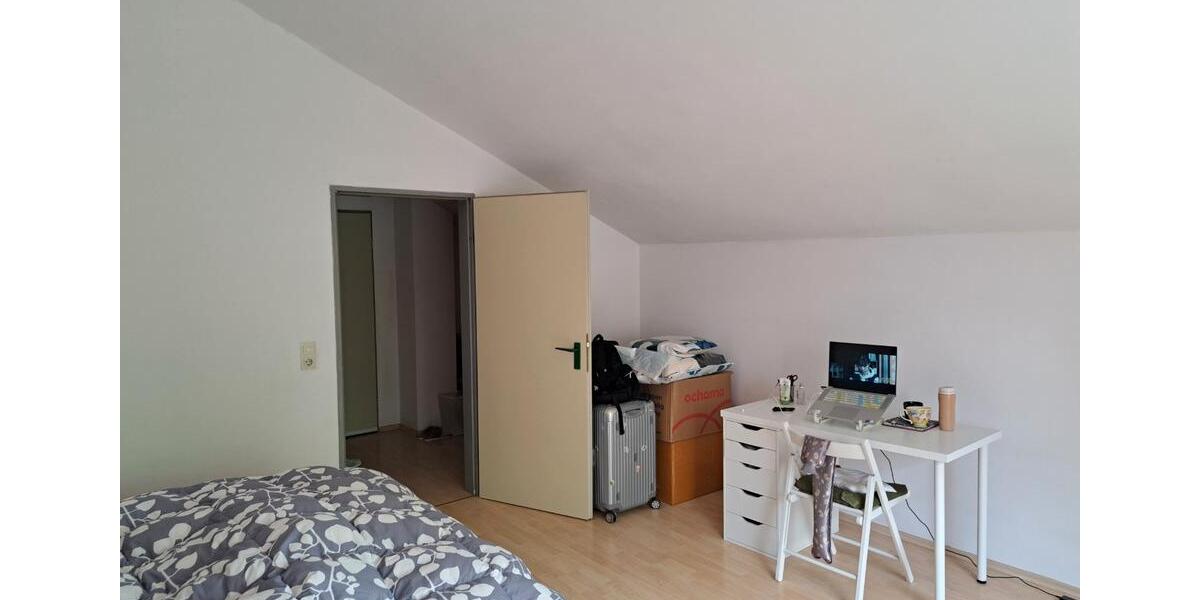 Dachgeschoßwohnung Gerbrunn - 1 Zimmer, 30 m&sup2;, 420&euro; | Angebot:26566515