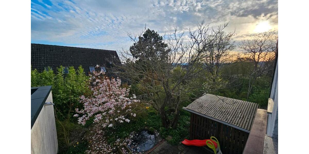 Einfamilienhaus Würzburg Heuchelhof - 7 Zimmer, 259 m&sup2;, 630.000&euro; | Angebot:26573083
