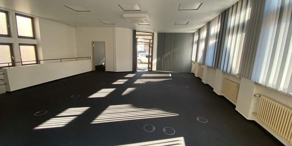 Mehrfamilienhaus, Wohnhaus Röthlein - 390.000&euro; | Angebot:26554997