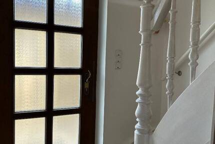 Haus Höchberg - 6 Zimmer, 100 m&sup2;, 345.000&euro; | Angebot:26815935