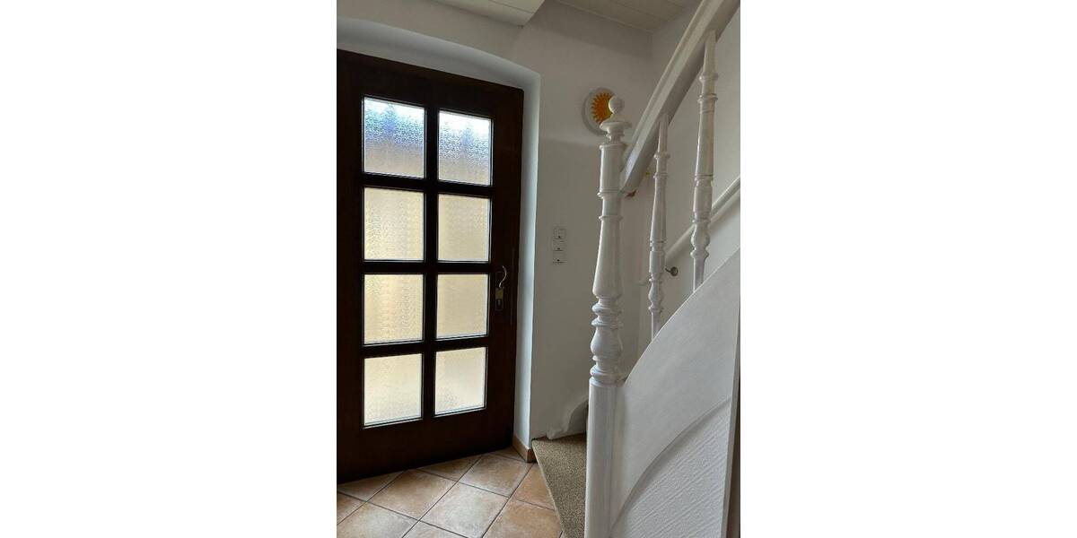 Mehrfamilienhaus, Wohnhaus Höchberg - 6 Zimmer, 100 m&sup2;, 345.000&euro; | Angebot:26815935