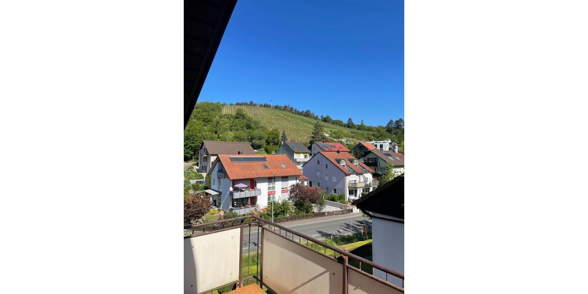 Dachgeschoßwohnung Randersacker - 2 Zimmer, 55 m&sup2;, 860&euro; | Angebot:26033547