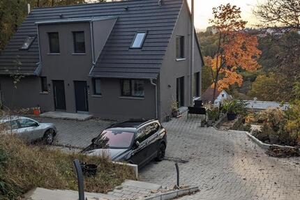 Haus Gerbrunn - 3 Zimmer, 120 m&sup2;, 1.650&euro; | Angebot:26672621