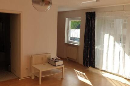 1,5- Zimmerwohnung mit Bad, Küche, Keller und TG-Stellplatz in WÜ 1 zimmer