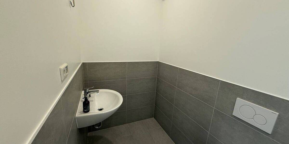 Gewerbeobjekt Kitzingen Etwashausen - 1 Zimmer, 30 m&sup2;, 400&euro; | Angebot:26330369