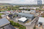 Große Gewerbefläche mit LagerMontage Hallen