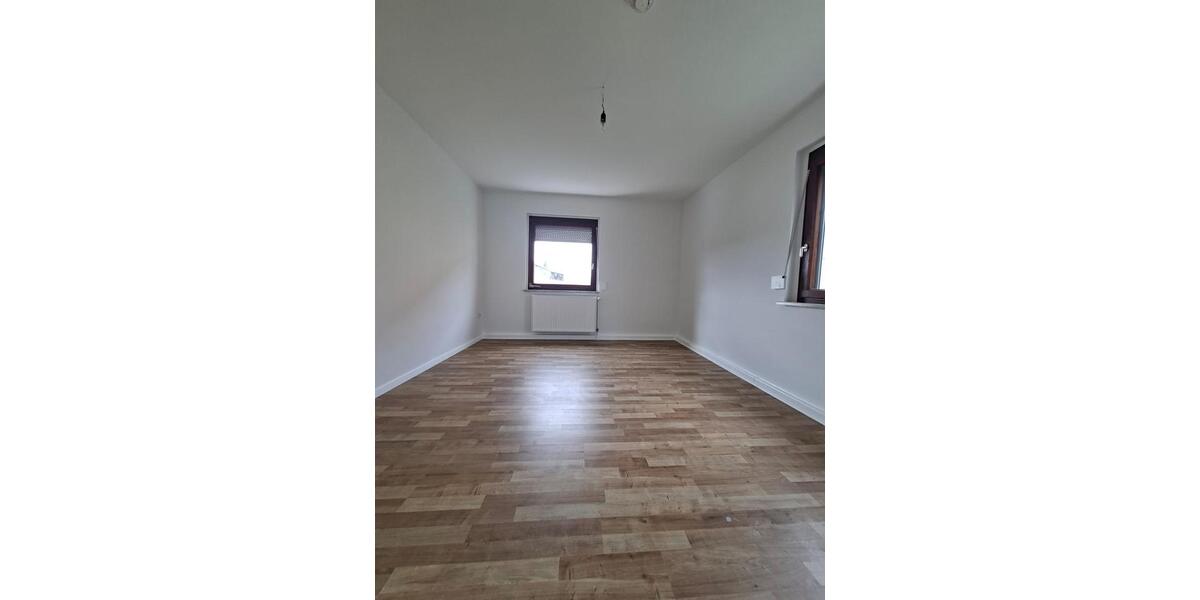Etagenwohnung Ochsenfurt - 3 Zimmer, 55 m&sup2;, 599&euro; | Angebot:26633298