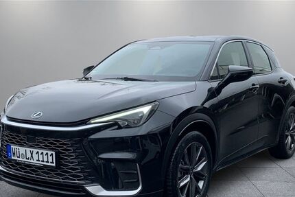 Lexus LBX 2.500 km 33.490 &euro; Würzburg 97076