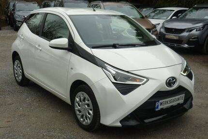 Toyota Aygo (X) 41.993 km 9.990 &euro; Estenfeld bei Würzburg 97230