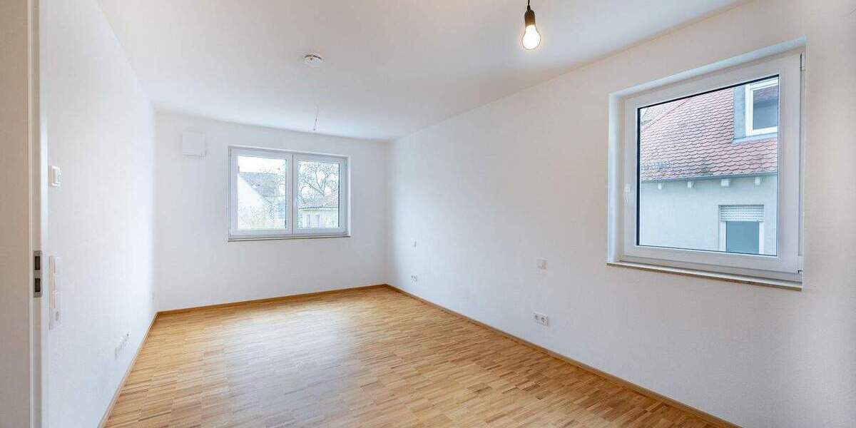 Etagenwohnung Würzburg Frauenland - 2 Zimmer, 75 m&sup2;, 565.000&euro; | Angebot:25845930