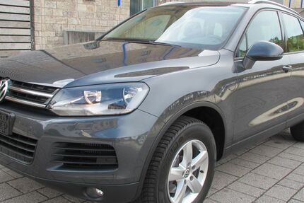 VW Touareg 157.653 km 13.950 &euro; Würzburg 97080