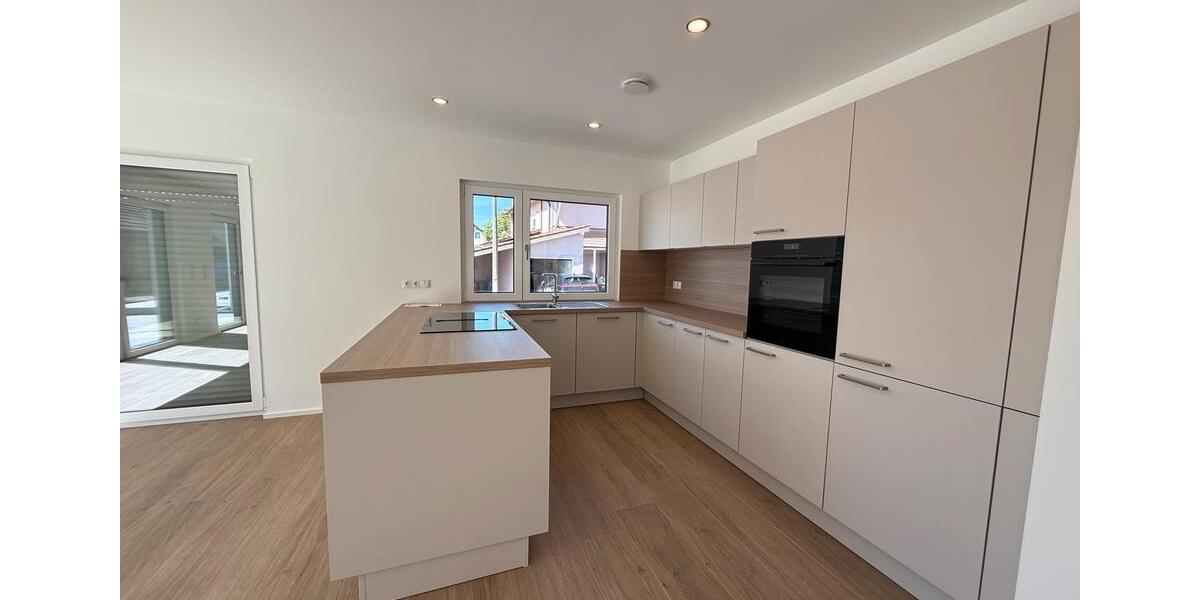 Doppelhaushälfte Unterpleichfeld - 5 Zimmer, 145 m&sup2;, 2.190&euro; | Angebot:26462335