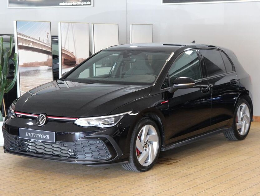 VW Golf 15.600 km 32.900 € Marktheidenfeld 97828
