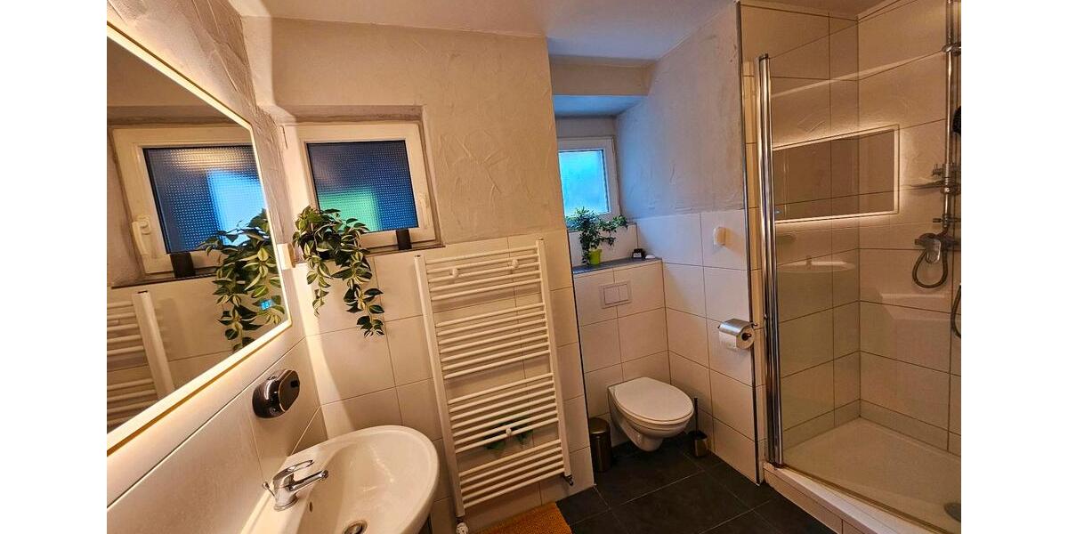 Erdgeschoßwohnung Würzburg Dürrbachau - 4 Zimmer, 107 m&sup2;, 650&euro; | Angebot:26661533