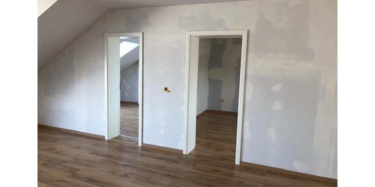 Maisonettenwohnung Ochsenfurt - 4.5 Zimmer, 170 m&sup2;, 1.590&euro; | Angebot:26677646