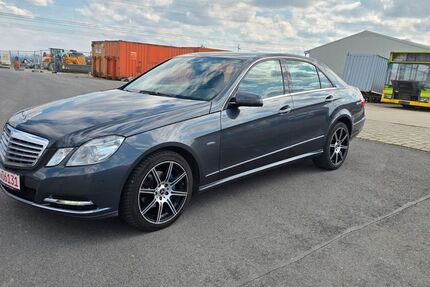 Mercedes-Benz E 250 167.000 km 11.990 € Bergrheinfeld 97493