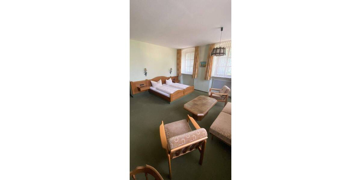 Mehrfamilienhaus, Wohnhaus Volkach - 9 Zimmer, 415.000&euro; | Angebot:23951940