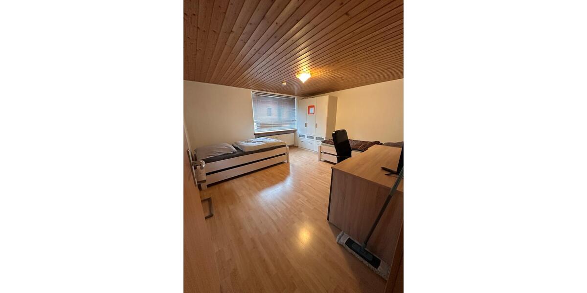 Einfamilienhaus mit Tenne und Garten nähe Würzburg 6 zimmer