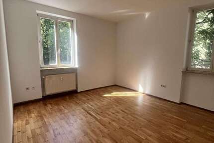 Wohnung Würzburg Sanderau - 1 Zimmer, 30 m&sup2;, 440&euro; | Angebot:27052717
