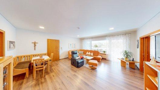 Erdgeschoßwohnung Birkenfeld - 5 Zimmer, 121 m&sup2;, 990&euro; | Angebot:26497356