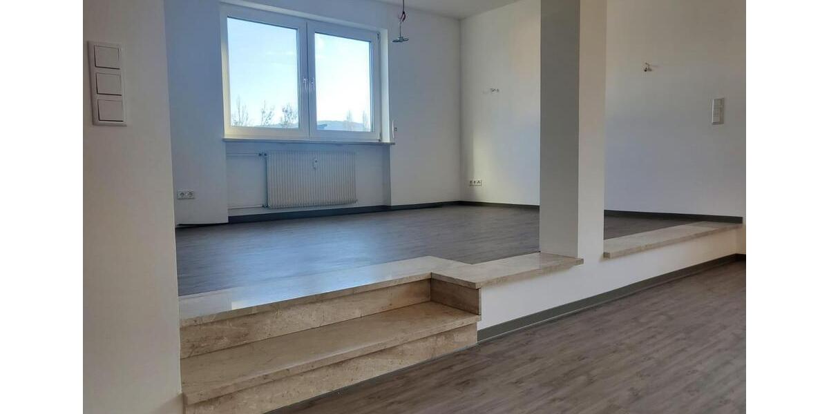 Erdgeschoßwohnung Margetshöchheim - 5 Zimmer, 146 m&sup2;, 1.730&euro; | Angebot:26589431
