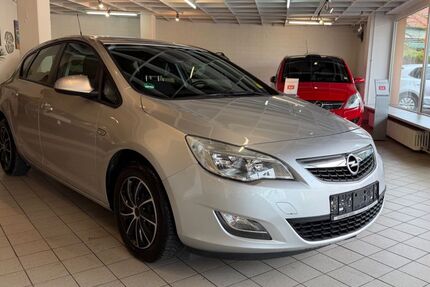 Opel Astra 220.000 km 2.775 &euro; Schwanfeld 97523