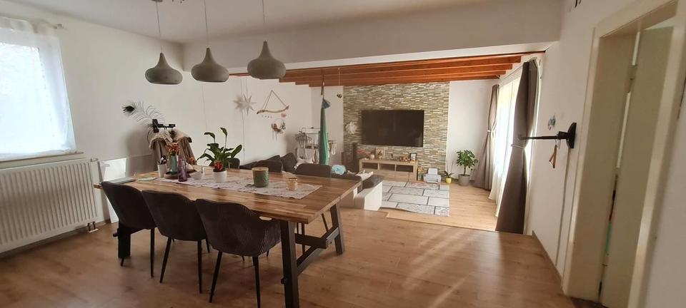 Einfamilienhaus Rödelsee - 5 Zimmer, 160 m&sup2;, 400.000&euro; | Angebot:26587245