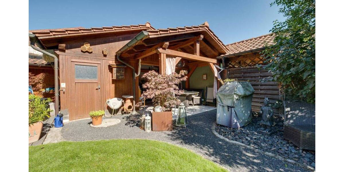 Mehrfamilienhaus, Wohnhaus Kitzingen - 7 Zimmer, 250 m&sup2;, 500.000&euro; | Angebot:25747372