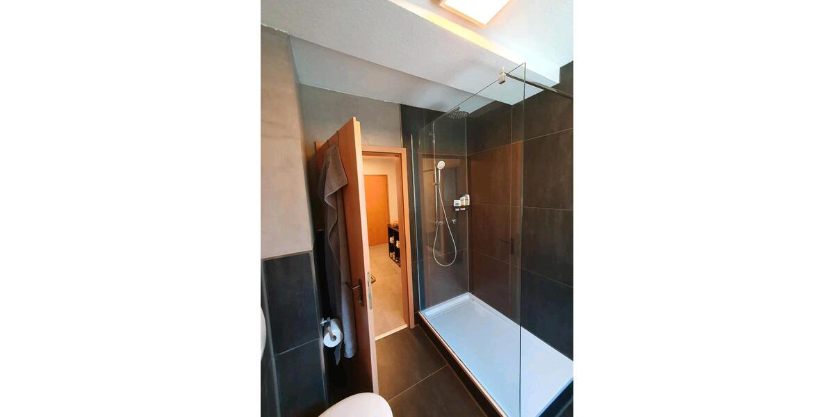 Zwischenmiete Möblierte 3 Zimmer Wohnung 3 zimmer