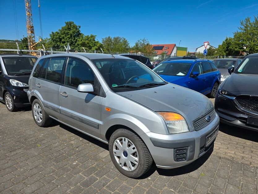 Ford Fusion 169.000 km 1.900 € Randersacker 97236