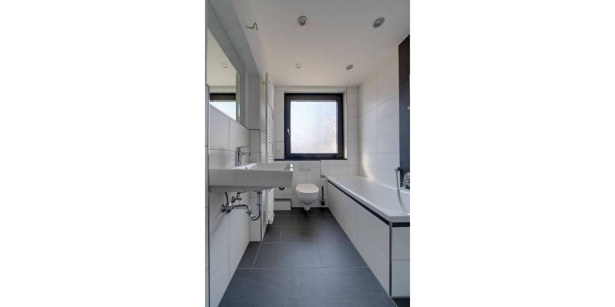 Etagenwohnung Würzburg Altstadt - 3 Zimmer, 80 m&sup2;, 370.000&euro; | Angebot:26292139