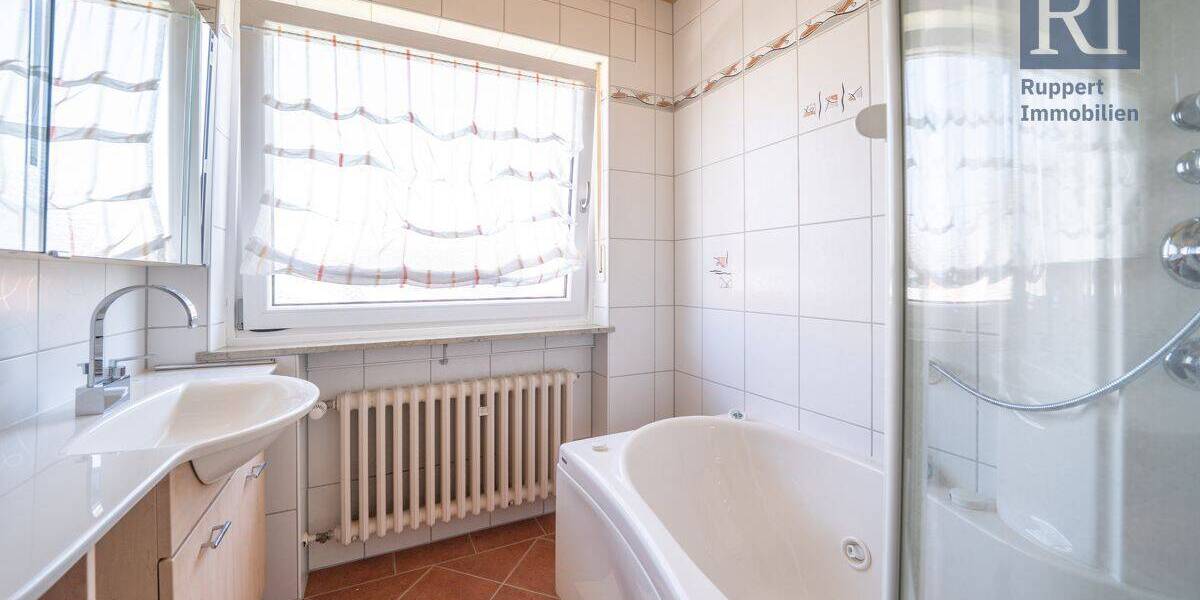 Einfamilienhaus Höchberg - 1 Zimmer, 309 m&sup2;, 620.000&euro; | Angebot:26796988