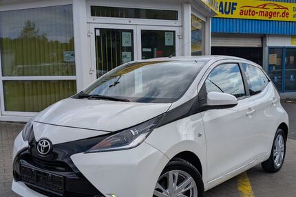 Toyota Aygo (X) 115.353 km 6.300 &euro; Würzburg 97078