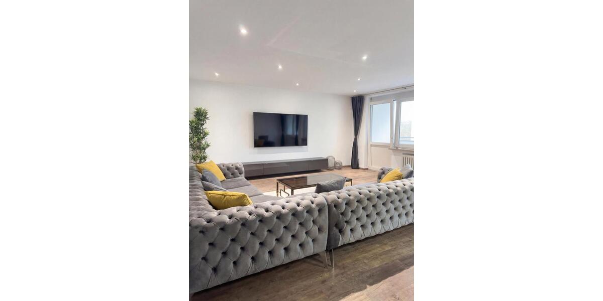 Etagenwohnung Würzburg - 5 Zimmer, 168 m&sup2;, 1.820&euro; | Angebot:26531530