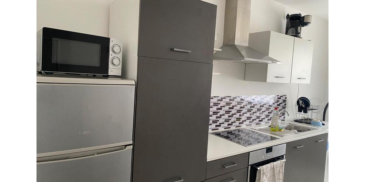 Erdgeschoßwohnung Gerbrunn - 2 Zimmer, 180 m&sup2;, 320&euro; | Angebot:25893696