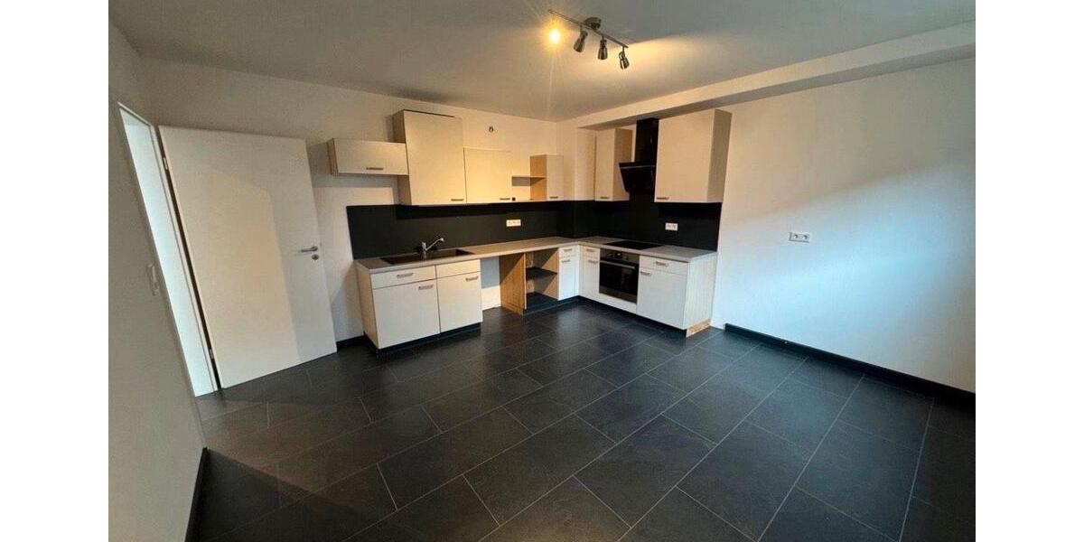 2 Zimmer Wohnung im EG 89qm mit Keller 2 zimmer