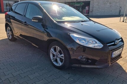 Ford Focus 196.000 km 6.400 € Höchberg 97204