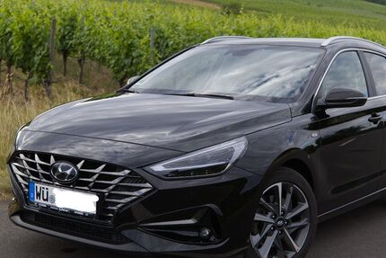 Hyundai i30 77.000 km 14.999 &euro; Marktbreit 97340