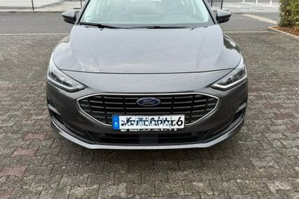 Ford Focus 27.500 km 19.500 &euro; Dettelbach/ Euerfeld 97337
