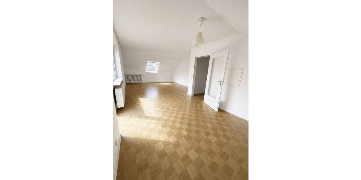 Etagenwohnung Würzburg Versbach - 3 Zimmer, 79 m&sup2;, 265.000&euro; | Angebot:26820802