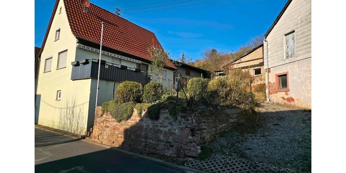 Einfamilienhaus Marktheidenfeld - 3 Zimmer, 160 m&sup2;, 155.000&euro; | Angebot:27169731