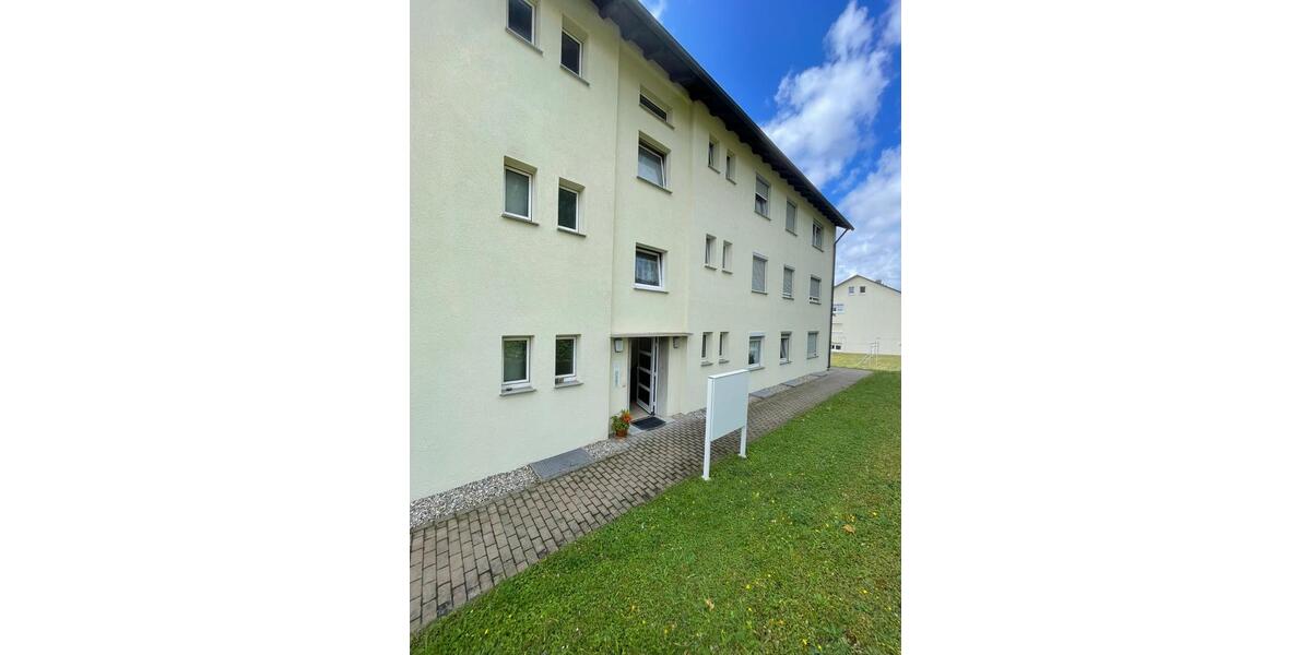 Handwerker aufgepasst. Rohbau-zwei DGWohnungen mit viel Potential 8 zimmer