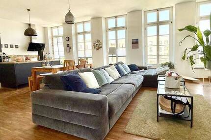 Wohnung Würzburg Frauenland - 4 Zimmer, 145 m&sup2;, 1.880&euro; | Angebot:26498815