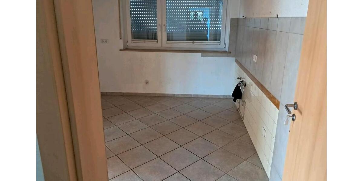 Einfamilienhaus Margetshöchheim - 8 Zimmer, 150 m&sup2;, 580.000&euro; | Angebot:25807340