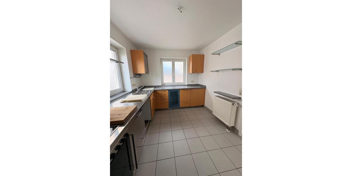 Maisonettenwohnung Würzburg Dürrbachau - 4 Zimmer, 134 m&sup2;, 1.650&euro; | Angebot:26256521