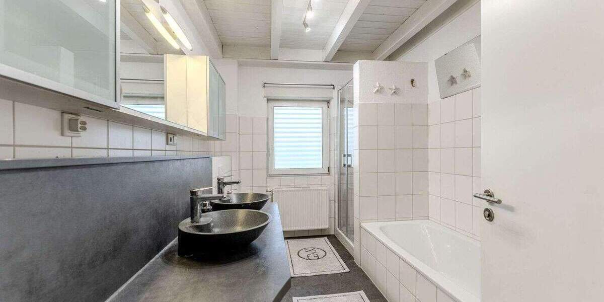 Einfamilienhaus Werneck Schraudenbach - 6 Zimmer, 207 m&sup2;, 699.500&euro; | Angebot:25703515