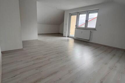 Wohnung Tauberbischofsheim - 3 Zimmer, 87 m&sup2;, 1.100&euro; | Angebot:25636983